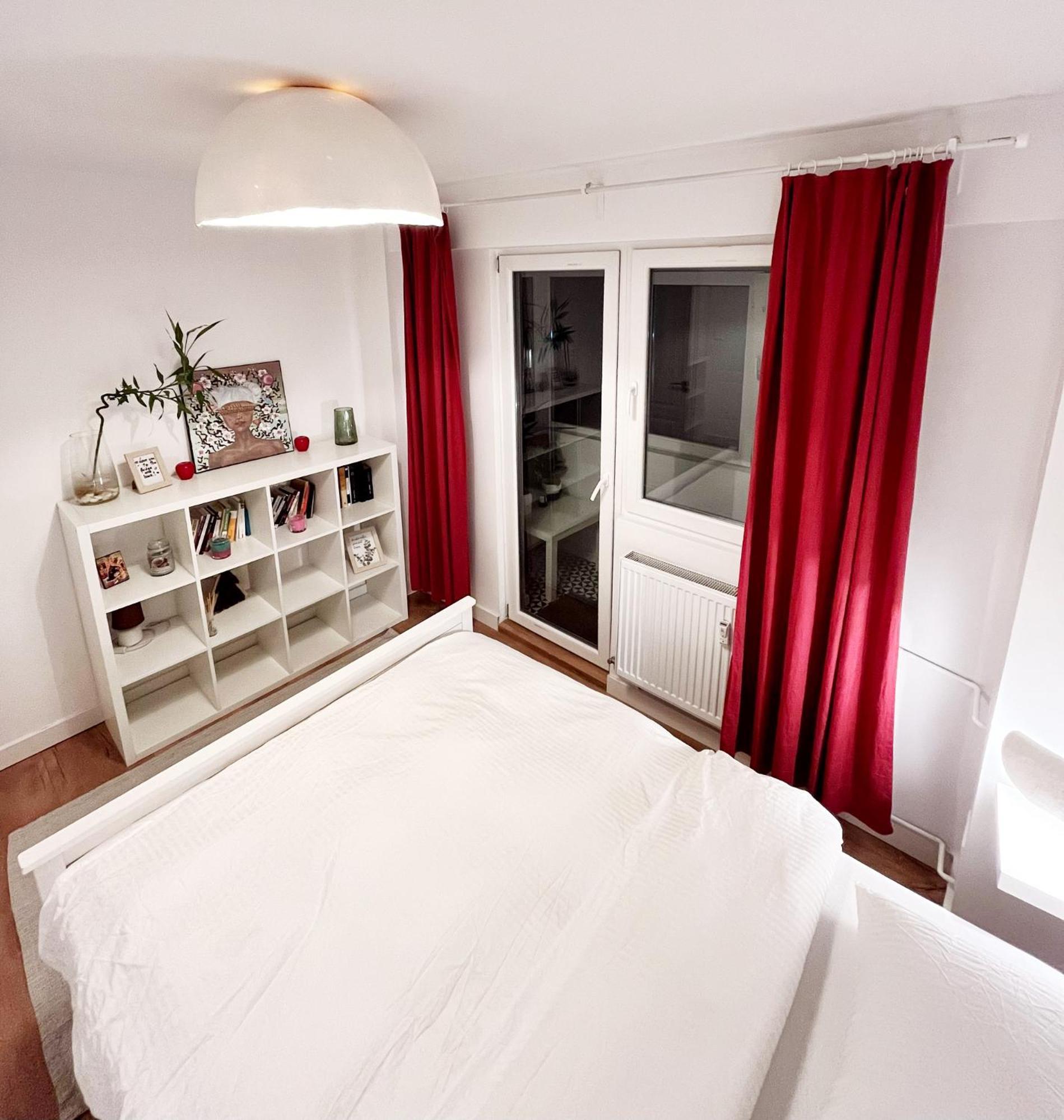 Lola’s apartament close to city center Bucarest Exterior foto