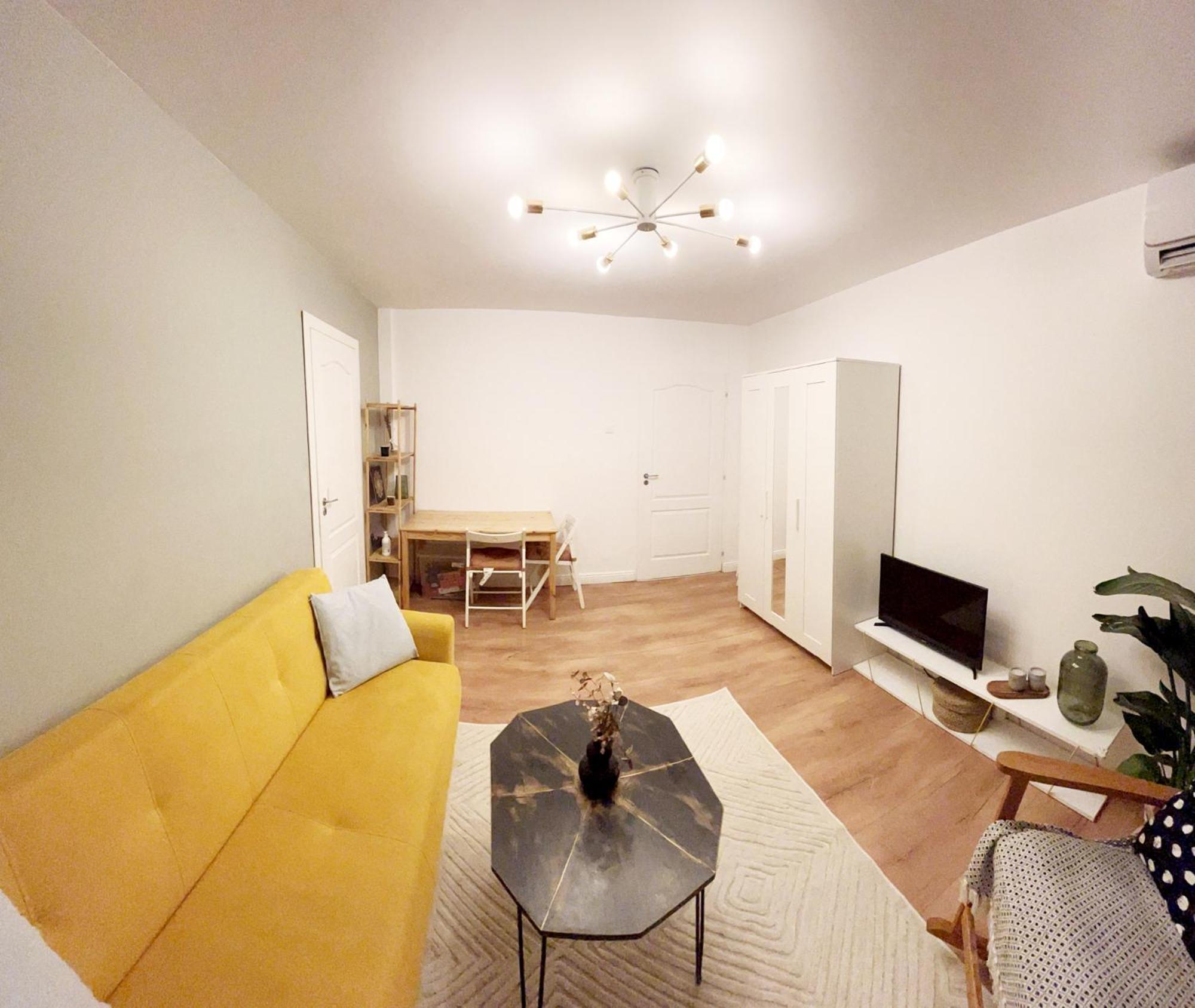 Lola’s apartament close to city center Bucarest Exterior foto